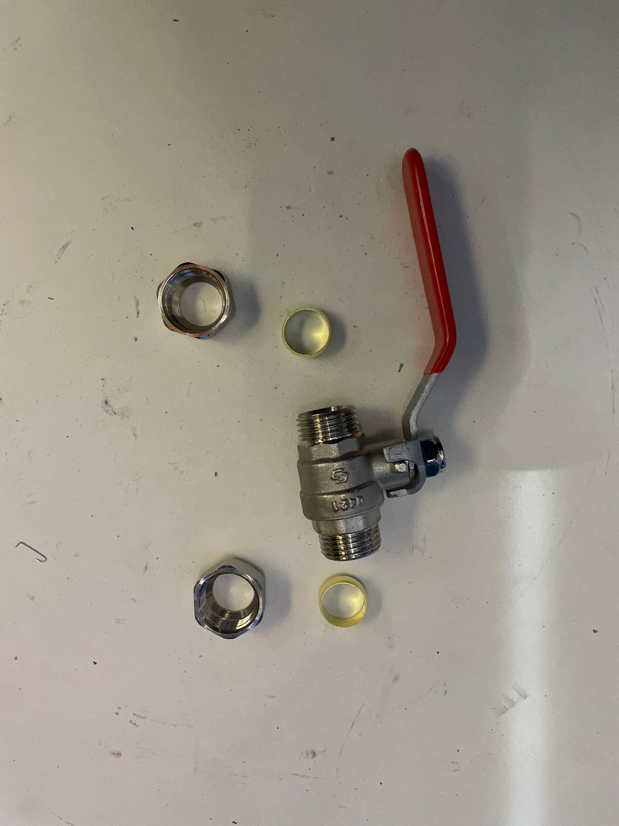 水开关 接15mm 铜管(炉头配件)