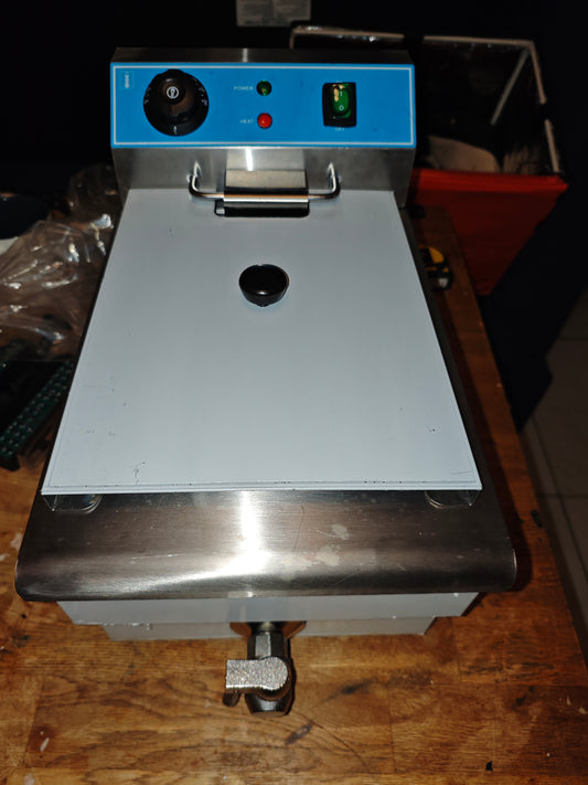 3000w   8L(升)电油炸锅