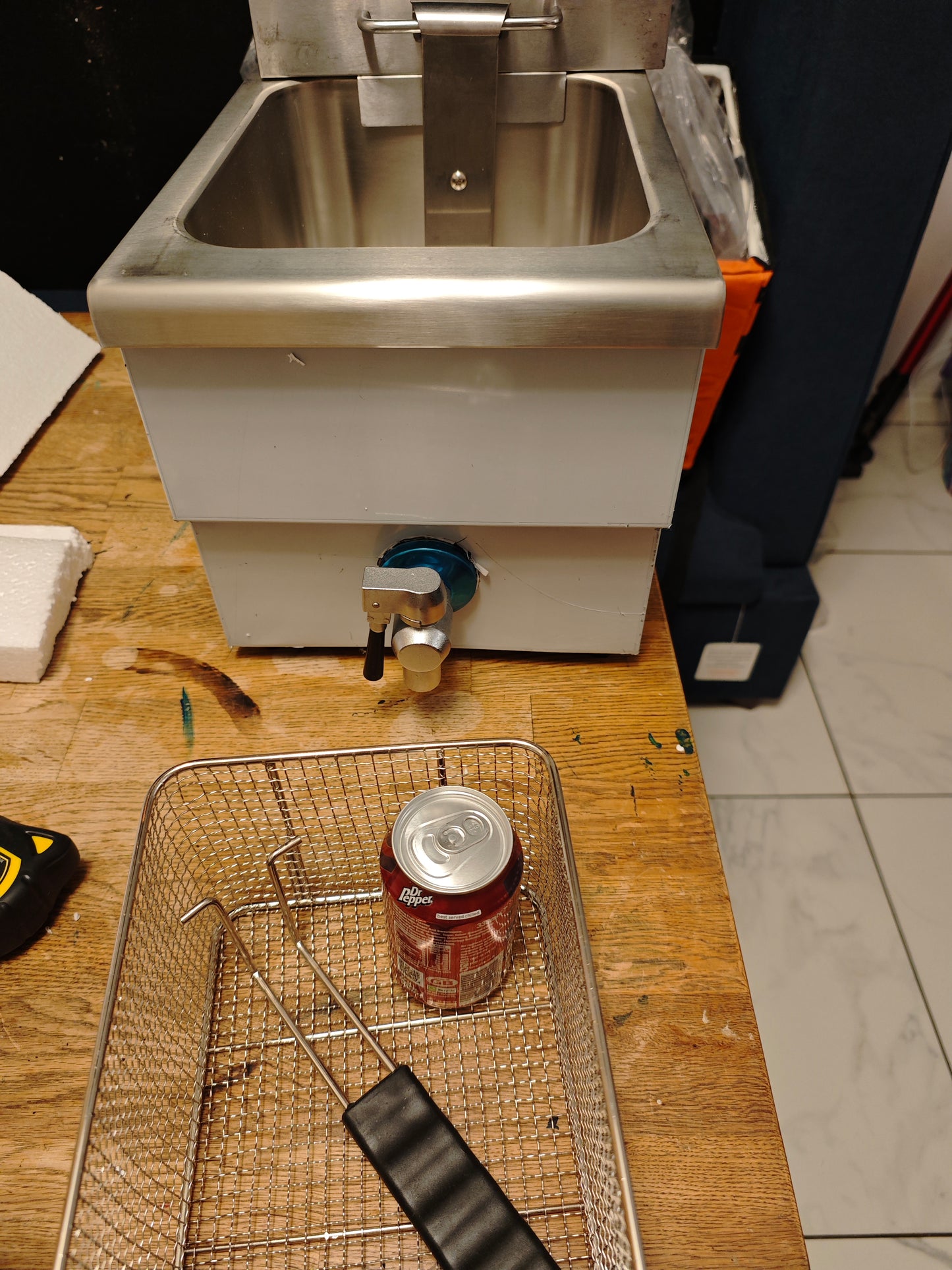 2800w  8.5升 电脑版油炸锅