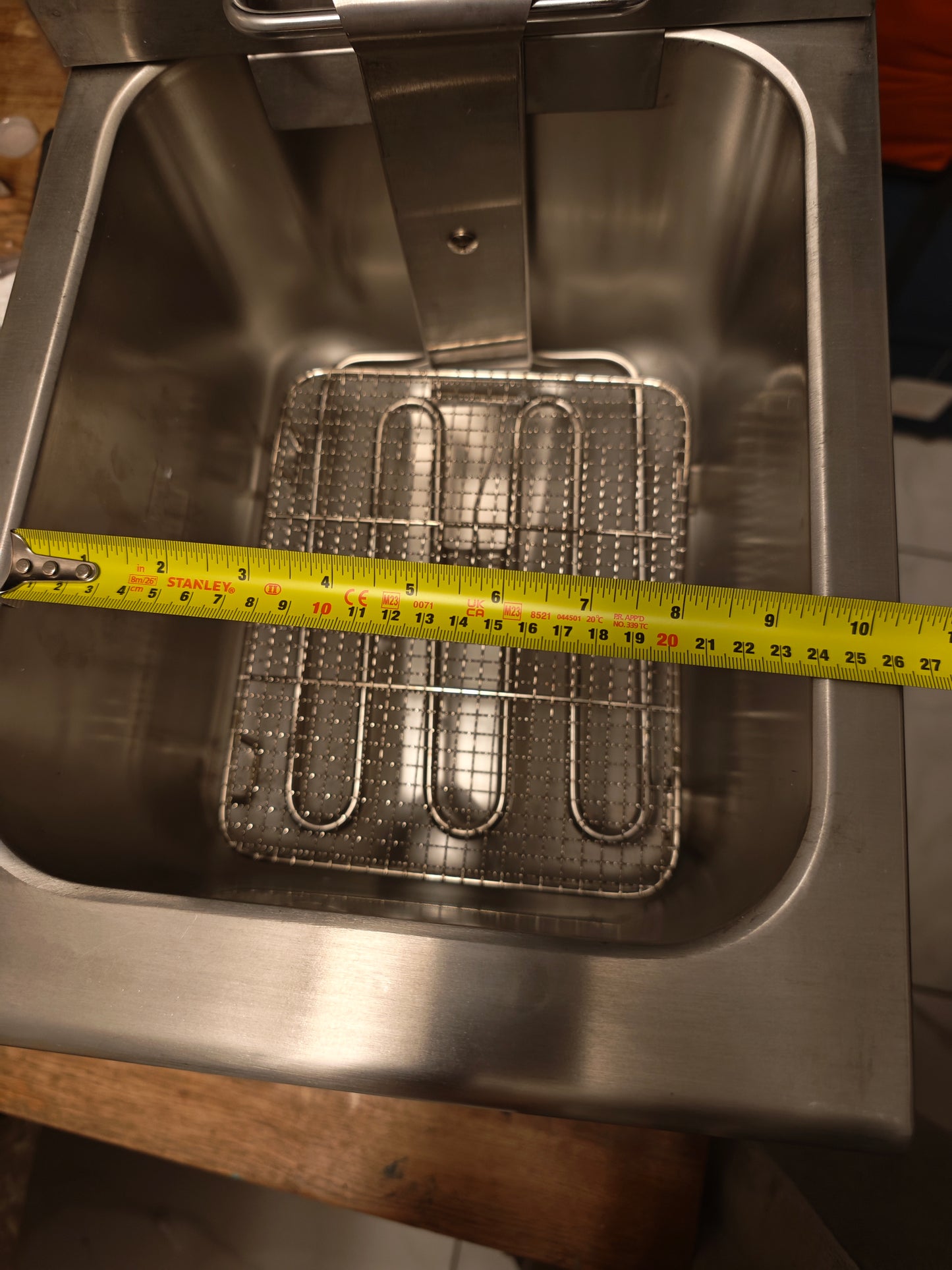 2800w  8.5升 电脑版油炸锅